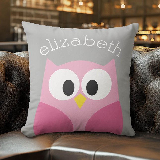 Cute Tecknad Uggla - Rosa och Grått eget namn Kudde (Whimsical Custom Monogram Pillow)
