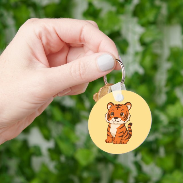 Cute Tiger Cub on Yellow Nyckelring (Hand)