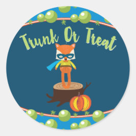 Cute Toppen Hero Fox Trunk eller Treat Runt Klistermärke