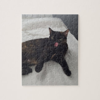 Cute Tortoise Snäcka Cat on Bed, Puzzles Pussel