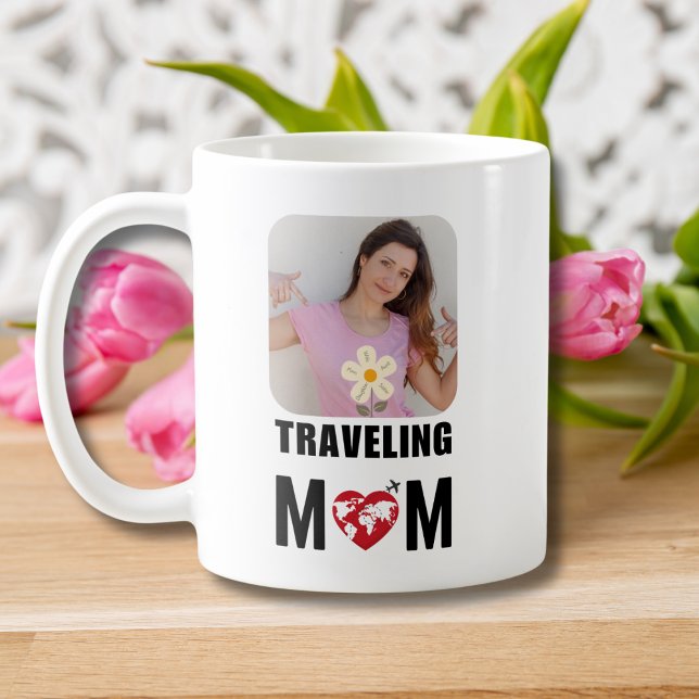 Cute Traveling Mamma, World Map & Airplane,Photo Kaffemugg (Skapare uppladdad)