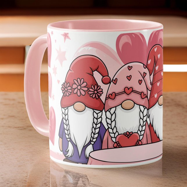 Cute Trendig Rosa Gnome Kärlek Valentines Classic Mugg (Skapare uppladdad)