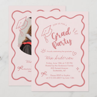 Cute Trendy Pink Wavy Border Graduation Invitation Meddelande