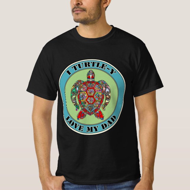 Cute turtle "play on ord" T-Shirt (Framsida)