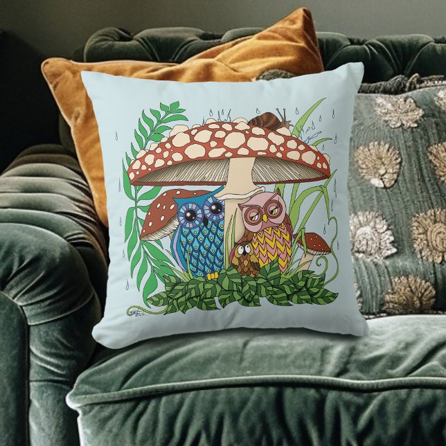 Cute Uggla Family Mushroom Rain Kudde (Skapare uppladdad)