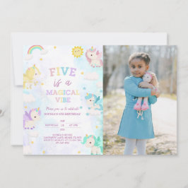 Cute Unicorn 5:e födelsedag Fotoinbjudan Inbjudningar