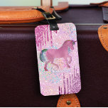 Cute Unicorn Animal Print Drives monogram Bagagebricka<br><div class="desc">Cute Unicorn Animal Print Drips i monogrambagagetapp. Vacker, modern och coola för den trendomsavundna och konsthungande höftledaren. Denna sofistikerade snyggt skulle vara underbar för flickor som har klassisk och sparsam design. Visa upp din personliga stil, se modern ut, trendig och känn snyggt och resa med stil med en unik design...</div>