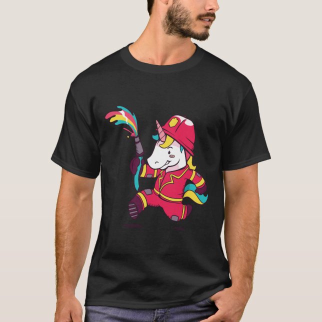 Cute Unicorn Firefighter Tecknad Rainbow T Shirt (Framsida)