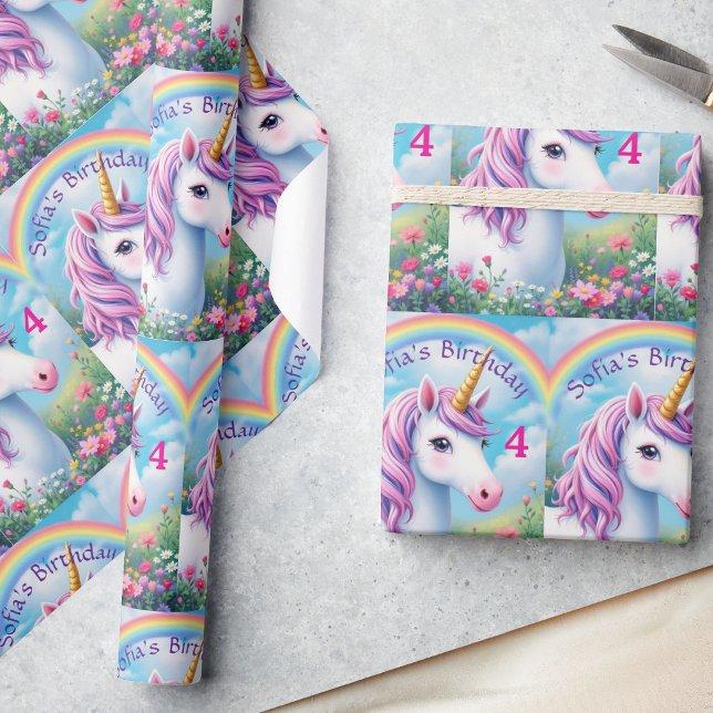 Cute Unicorn Girl's Namn & Age Rainbow Birthday Presentpapper (Skapare uppladdad)