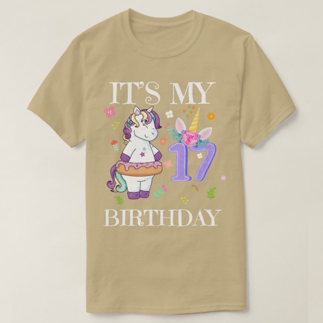 Cute Unicorn på 17:e födelsedagen T Shirt (Design framsida)