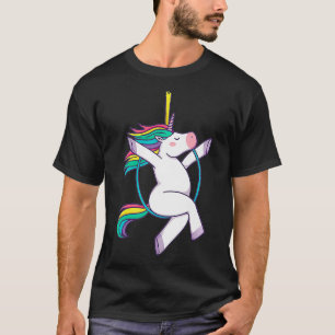 Cute Unicorn på Aerial Ring Magic Illustrati T Shirt