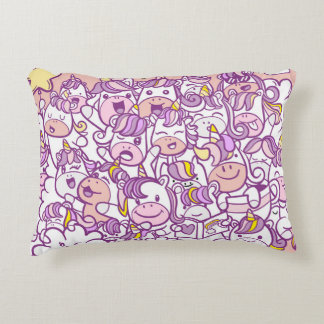 Cute Unicorn Pony: Magic Doodle Collection Prydnadskudde