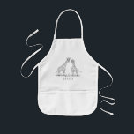 Cute Unisex Doodle Giraffes Safari med Namn Barnförkläde<br><div class="desc">Denna unisex,  coola och söta barns apron har doodla giraffer och har ställe för dig att lägga till din lilla namn i vacker typografi. Kolla resten av vår butik för andra vackra safari-djur!</div>