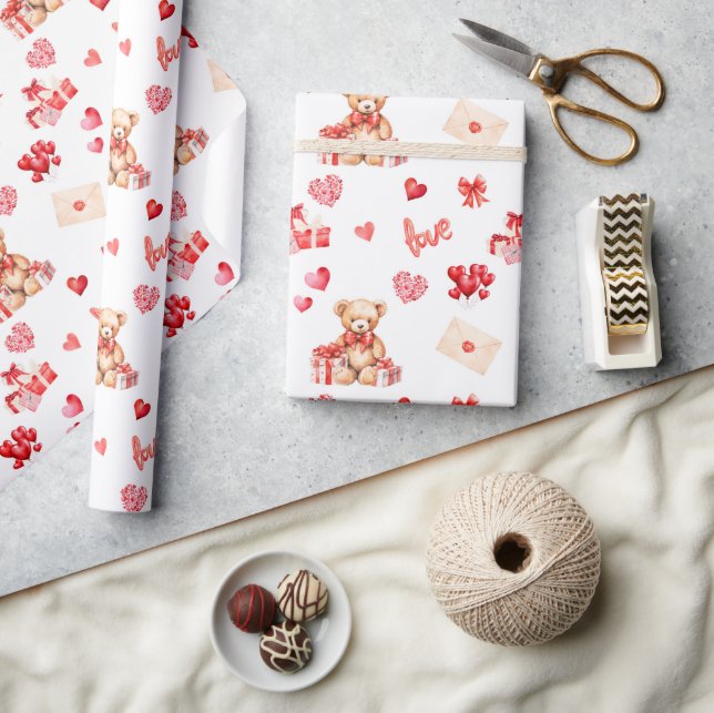 Cute Valentine Teddy med Red Hearts Presentpapper (Hantverk)