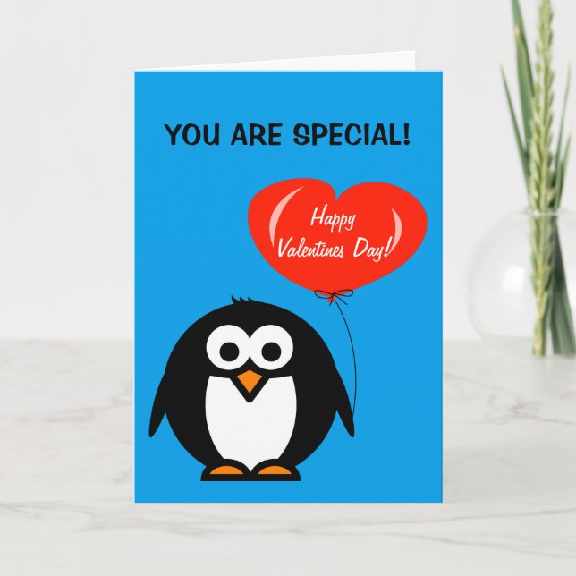 Cute Valentines day kort med penguin och hjärta (Framsida)