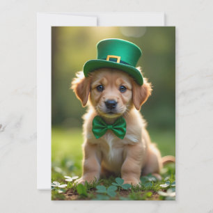 Cute-valpen med St. Patrick's subfit, schamprocks Julkort