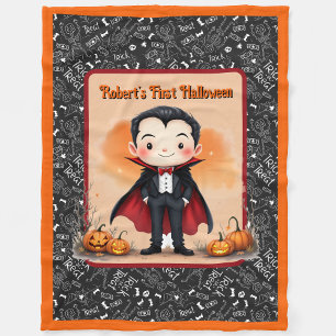 Cute Vampire Add Child's Namn eller First Hallowee Fleecefilt