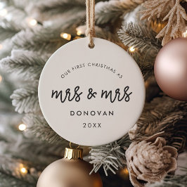 Cute Vår första jul som Mrs. och Mrs. Julgransprydnad Keramik