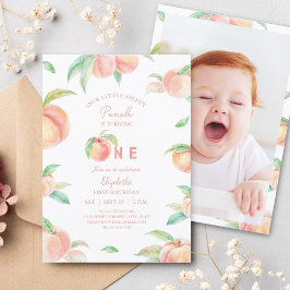 Cute Vår lilla sötpeach är ett foto på födelsedage Inbjudningar