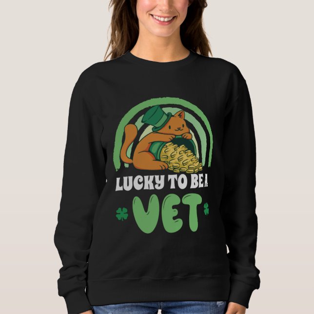 Cute Veterinarian Cat Vet Tech St Patrick s Day T Shirt (Framsida)
