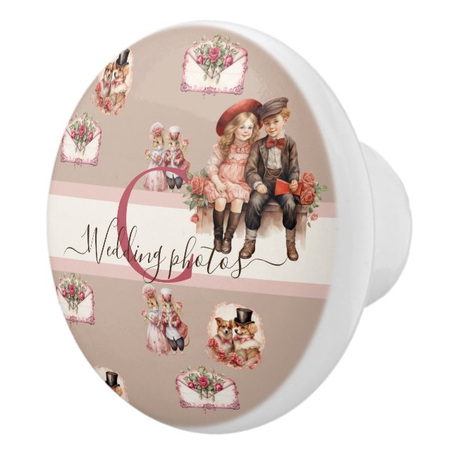 Cute Victorian animals artsy Valentine Monogram Knopp (Höger)