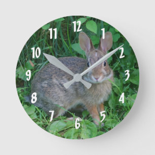 Cute Vild Brown Rabbit Rund Klocka