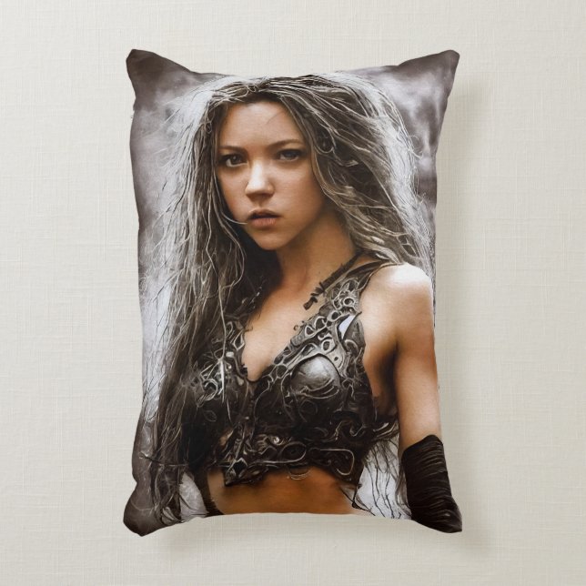 CUTE WARRIOR GIRL CUDDLE PILLOW PRYDNADSKUDDE (Framsidan(Vertikal))