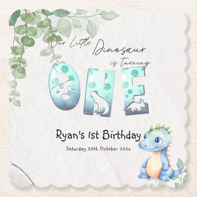 Cute Watercolor Baby Dinosaur 1:a födelsedagen Underlägg Papper (Framsida)