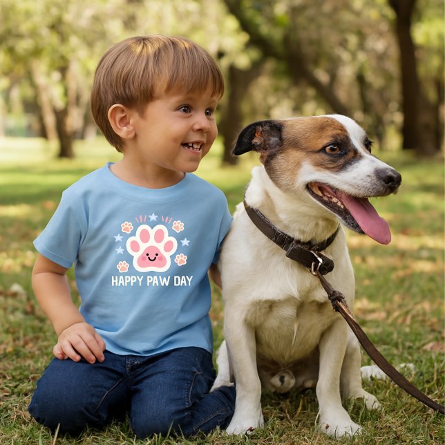 cute  watercolor Happy paw day  T Shirt (Skapare uppladdad)