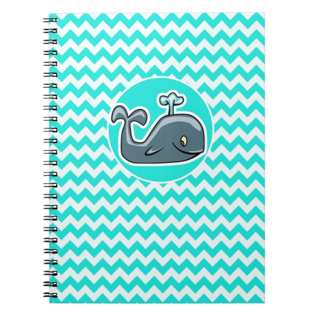 Cute Whale on Turcoise, Aqua Färg Chevron Anteckningsbok Med Spiral (Framsidan)
