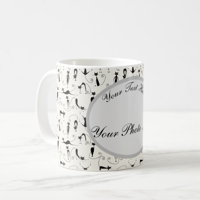 Cute Whimsic Playful Slinky Svarta katter Kaffemugg (Framsida vänster)