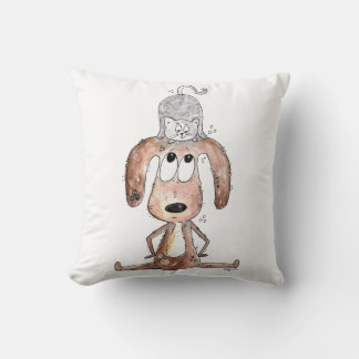 Cute Whimsical Hund med katt på huvudet Kudde