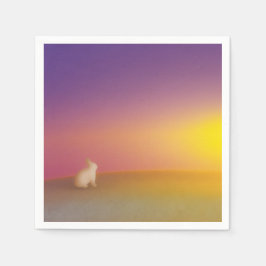 Cute White Bunny Rabbit på Grassy Backe vid Solupp Pappersservett