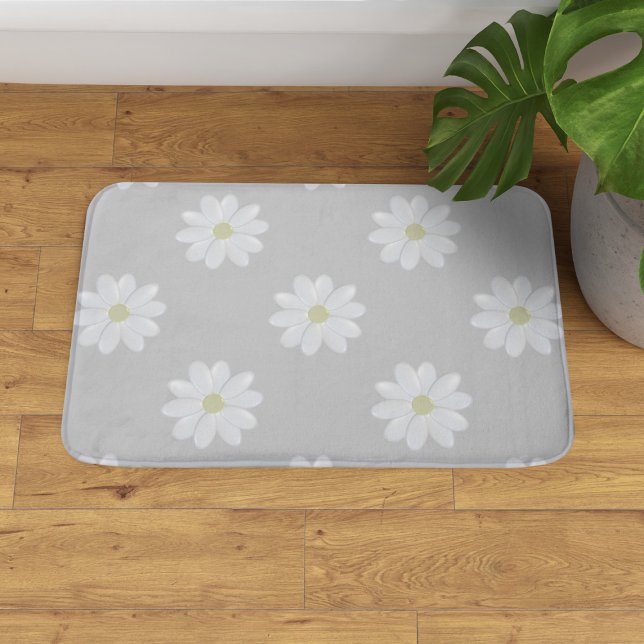 Cute White Daisy Flower Mönster Grått Bath Mat Badrumsmatta (A soft gray bath mat with a cute white daisy pattern. )