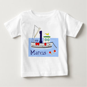 Cute White FishBoat på Vatten T-shirt