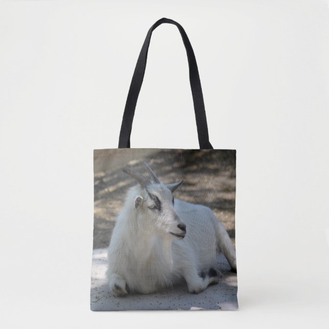 Cute White Goat Layed Photo Tygkasse (Framsida)