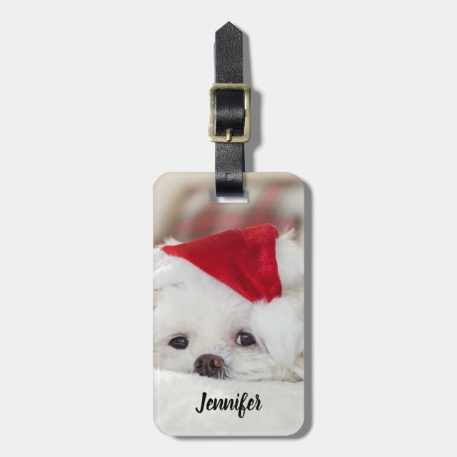 Cute White-Hund i en röd julklapp Bagagebricka (Vertikal Framsida)
