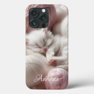 Cute White Kitten i Bollar i Personligen Garn