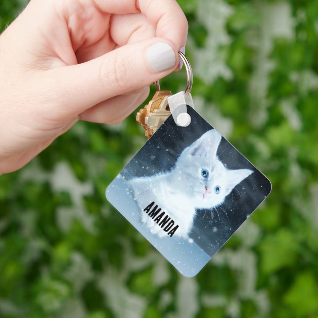 Cute White Kitten med Söt Blue Ögon Nyckelring (Hand)