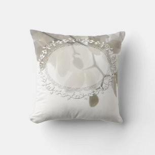 Cute white orchids kudde