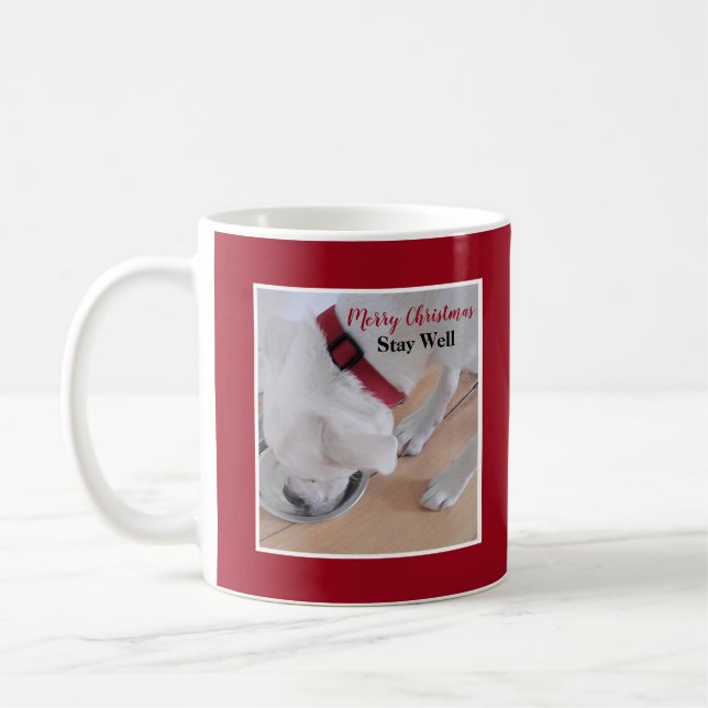 Cute White Puppy Hund Dricker Vatten Jul Red Kaffemugg (Vänster)