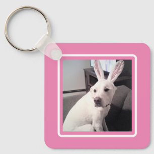 Cute White Puppy Hund med Påskhare Öron Rosa Nyckelring