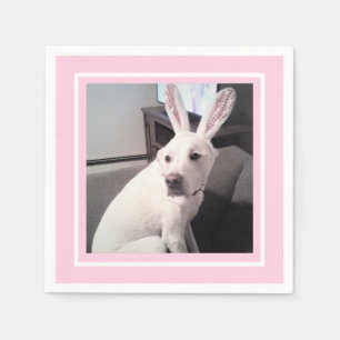 Cute White Puppy Hund med Påskhare Öron Rosa Pappersservett