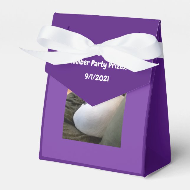 Cute White Puppy Hund Sleeping Slumber Party Lila Presentaskar (Framsidan Sidan)