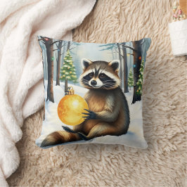 Cute Winter Raccoon with Gold Ornament Christmas Kudde