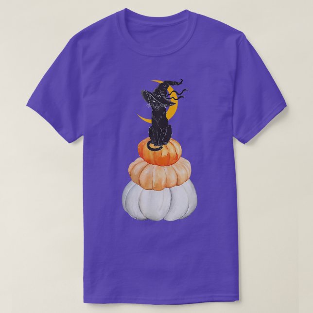 Cute Witch-katt på Pumpkin med Måne Behind Hallmus T Shirt (Design framsida)