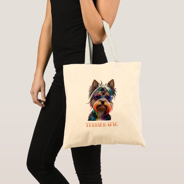 Cute Yorkshire Terrier Wearing Sunglasses Tygkasse (Framsida (produkt))