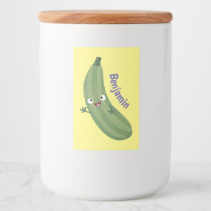 Cute zucchini lycklig tecknad illustration mat etikett