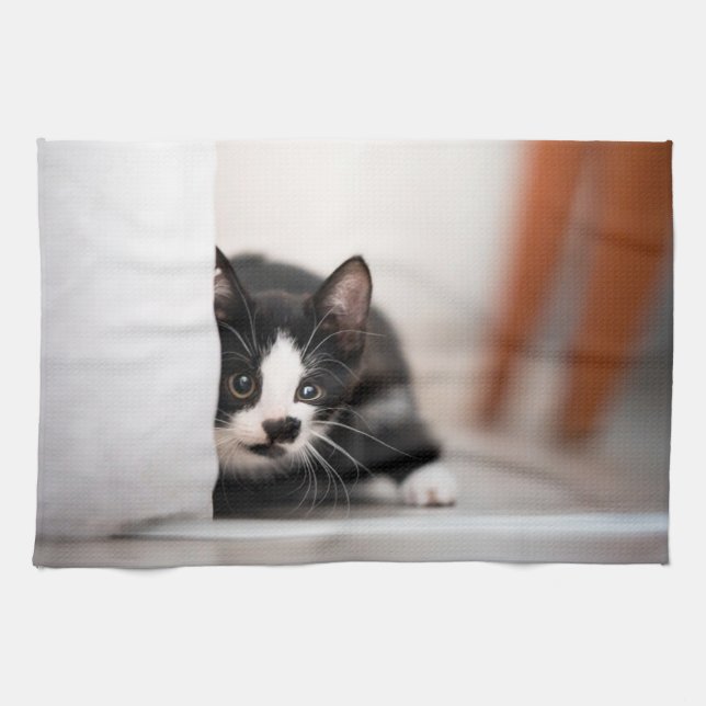 Cutest Baby Animals | Black & White Kitten Kökshandduk (Horisontell)