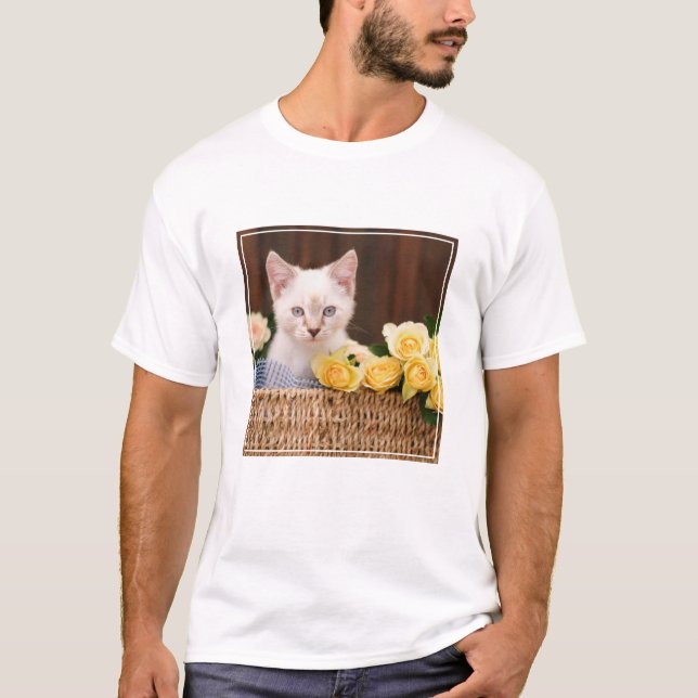 Cutest Baby Animals | Kitten & Yellow Roses T Shirt (Framsida)